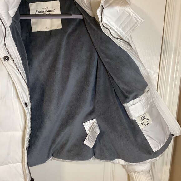 Abercrombie & Fitch White Puffer Jacket Hooded Size S Skiing Snow Winter - Picture 6 of 15